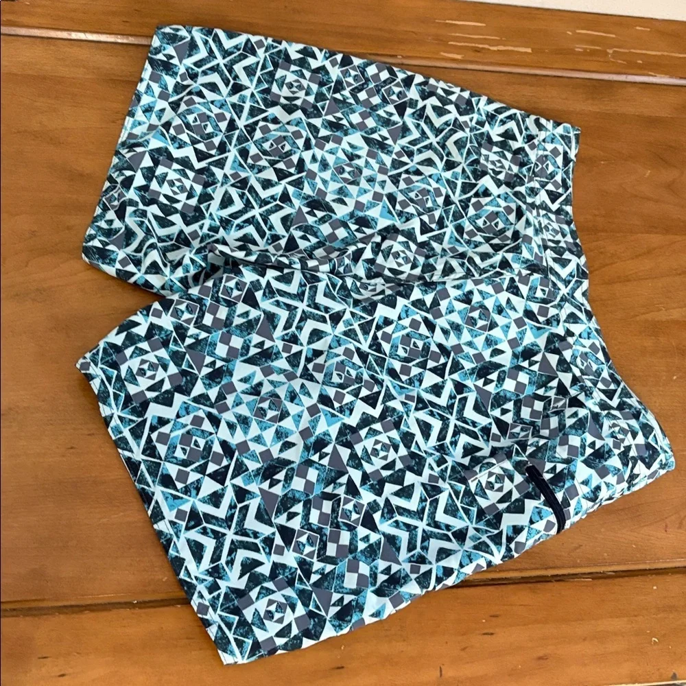 Patagonia Men's Blue Geometric Board Shorts Size 34